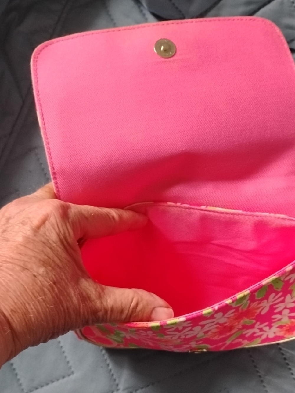 Lilly Pulitzer Pink Multi Floral Crossbody Bag with Gold Chain - Picture 6 of 8